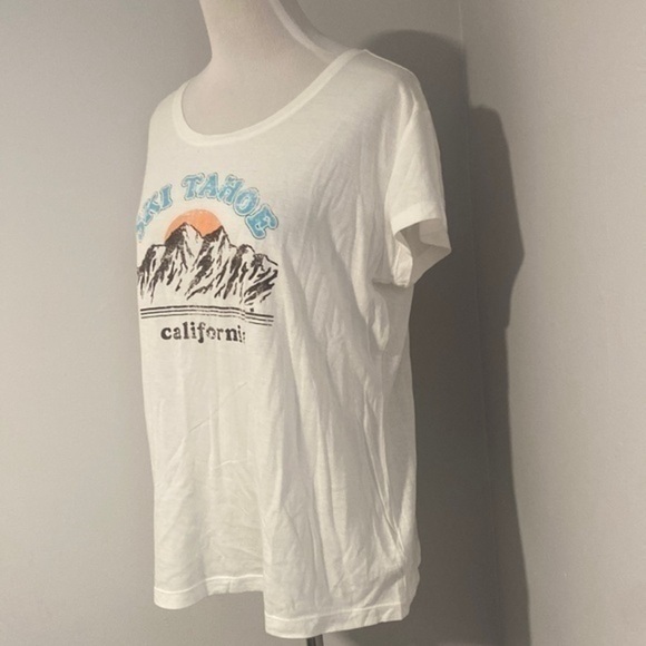 Express Graphic Ski Tahoe T-Shirt - Picture 3 of 4